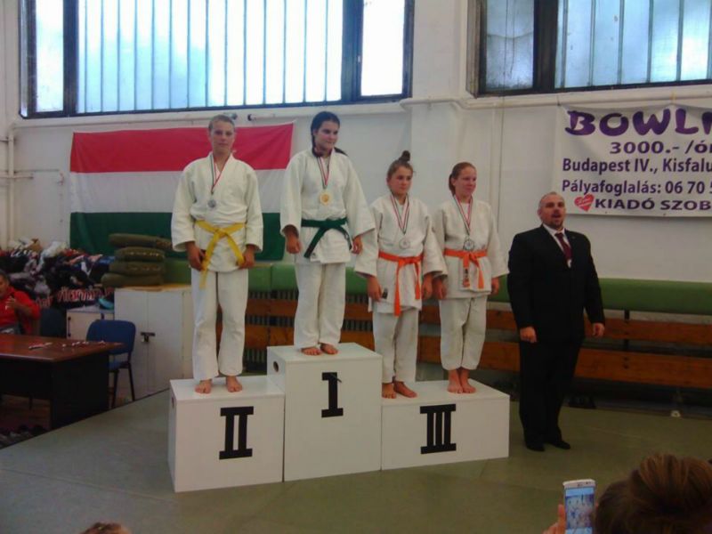 1653942 754588687939331 5728150530282264558 N